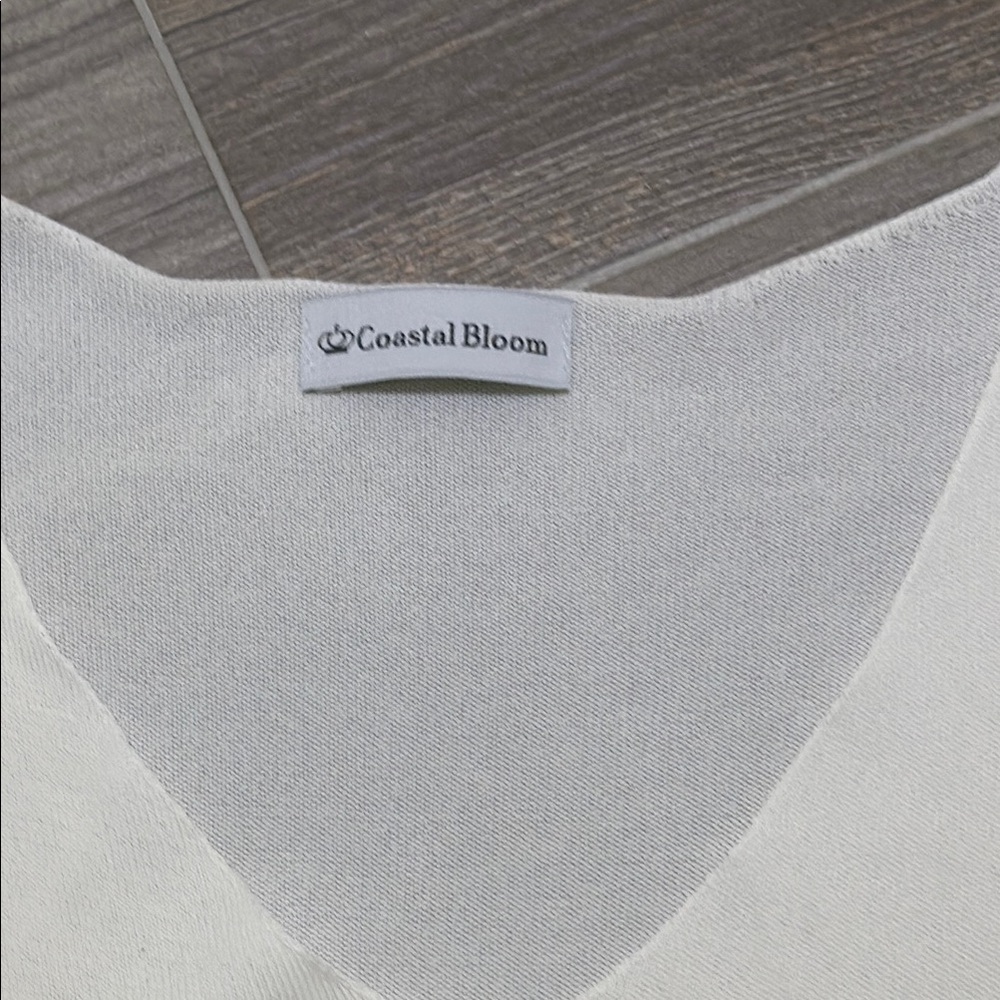 White Ruffle Sleeve Top - Picture 2 of 3